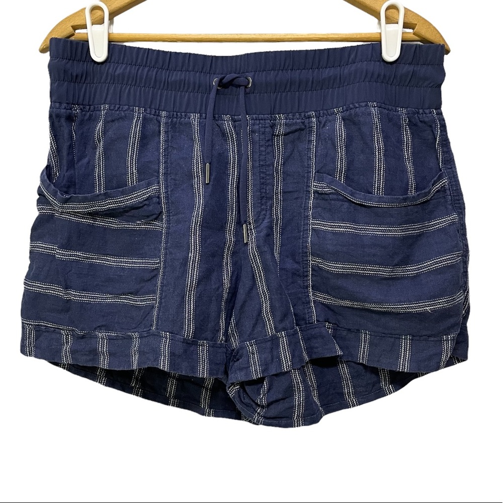 Athleta Cabo 4” Shorts Linen Size 10 Blue Stripe Drawstring Pockets 405373